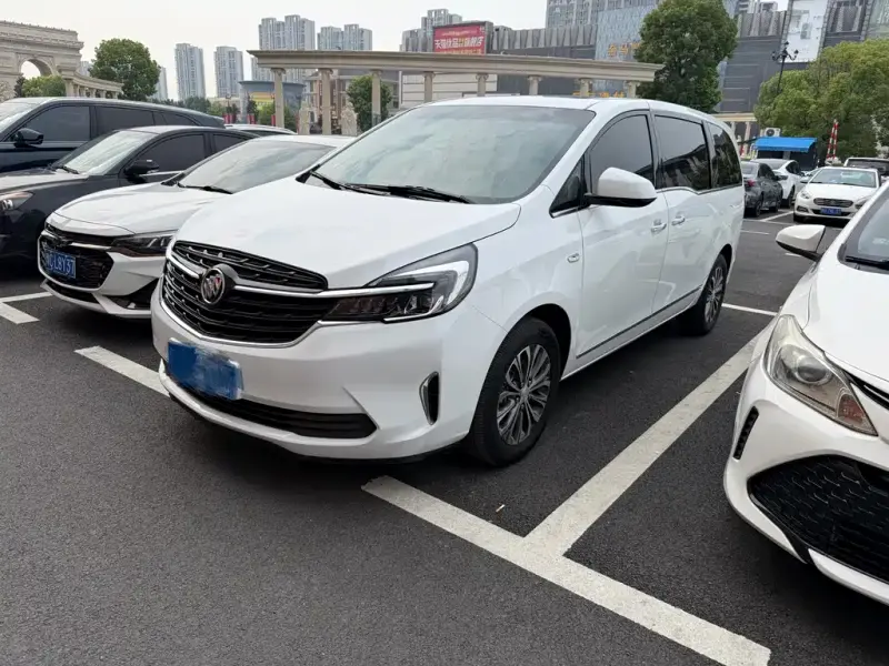 Buick GL8, 2022