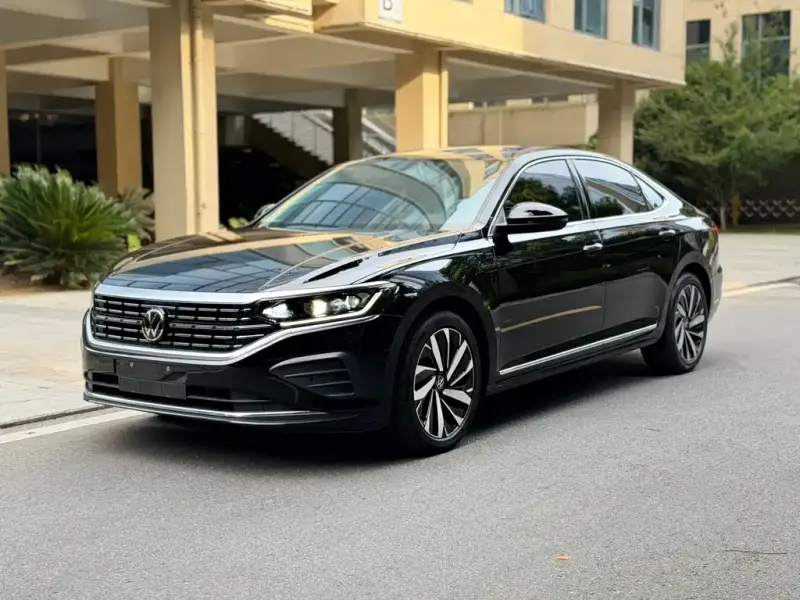 Volkswagen Passat, 2024