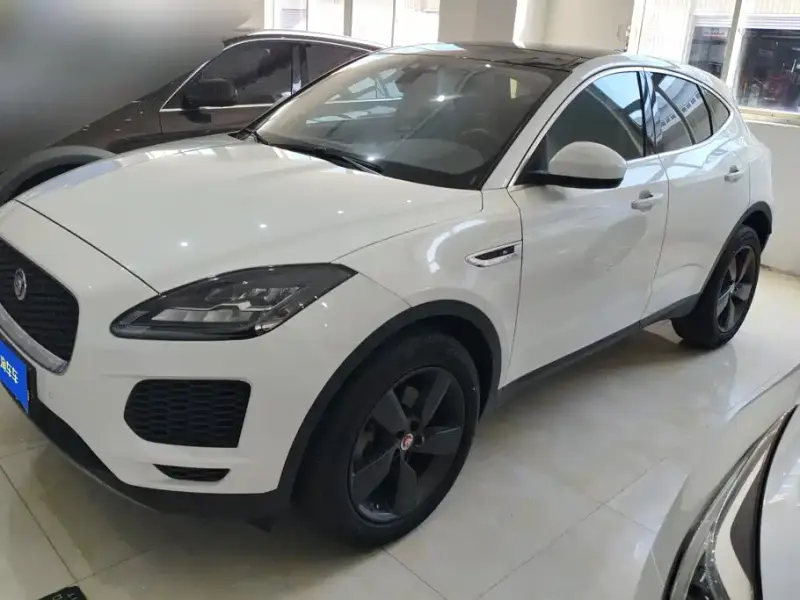 Jaguar E-PACE, 2023