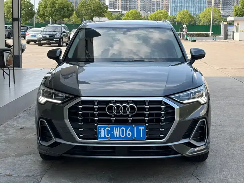 Audi Q3, 2021