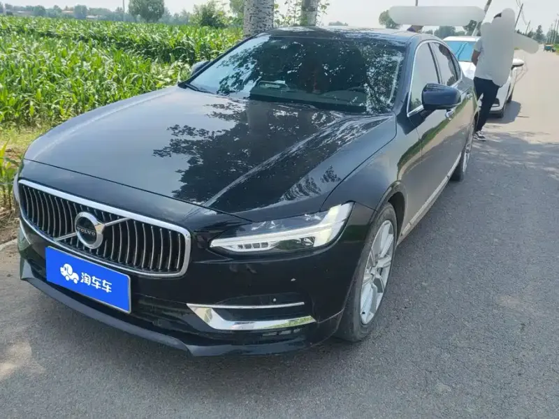 Volvo S90, 2020