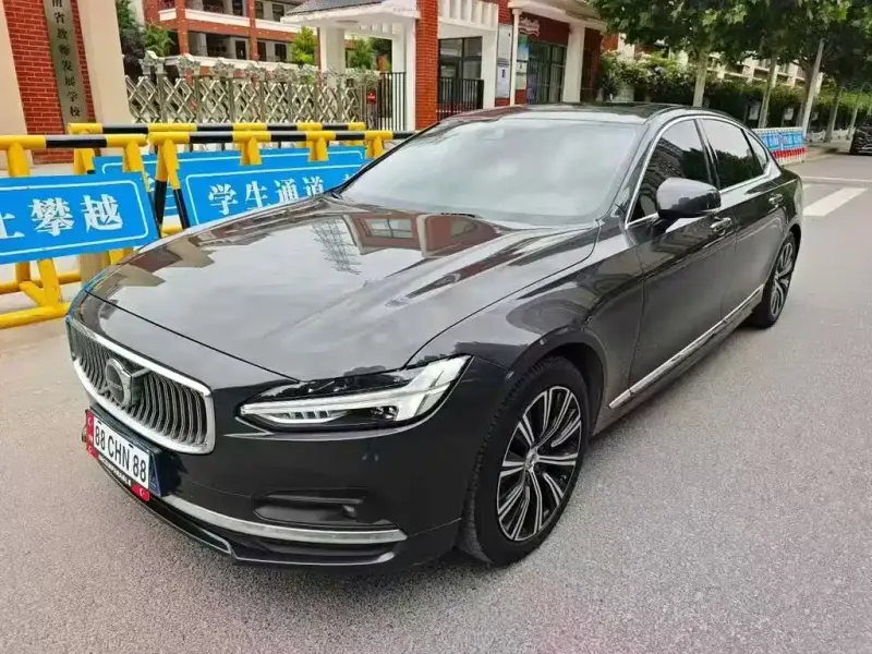 Volvo S90, 2020