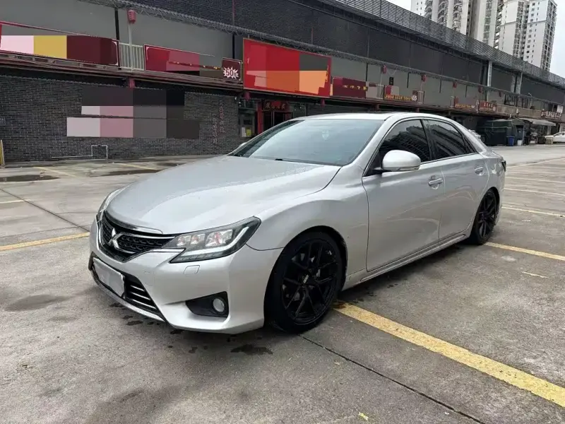 Toyota Reiz, 2014