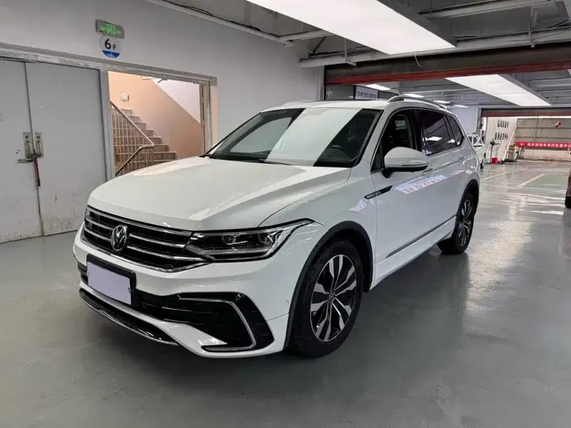 Volkswagen Tiguan L, 2023