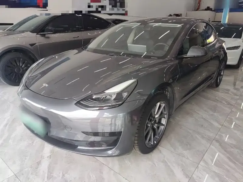 Tesla Model 3, 2022