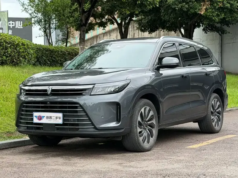 AITO M7, 2023