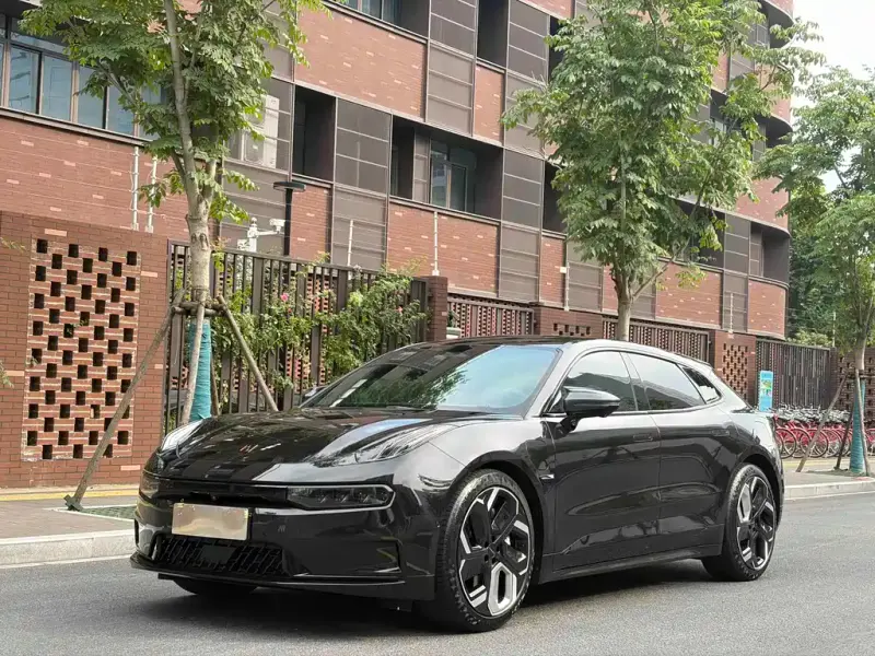 Zeekr 001, 2022