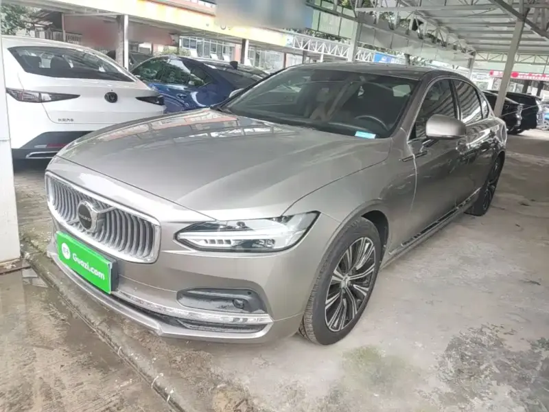Volvo S90, 2021