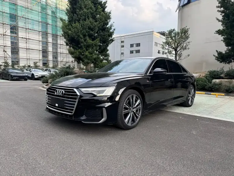 Audi A6L, 2020