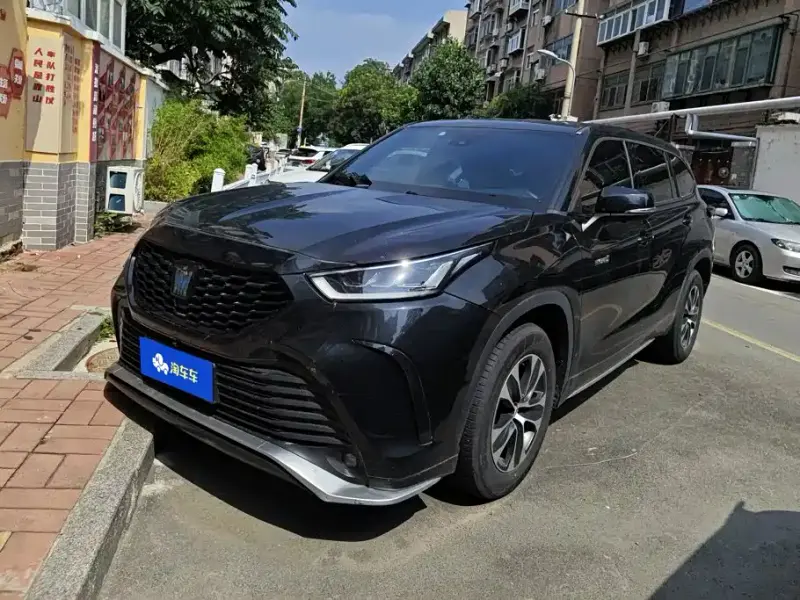 Toyota Crown Kluger, 2021