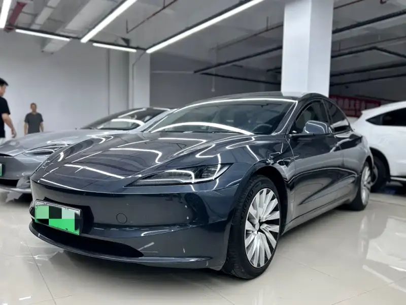 Tesla Model 3, 2024