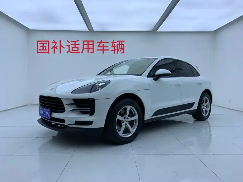 Porsche Macan, 2021