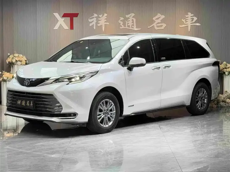 Toyota Sienna, 2022