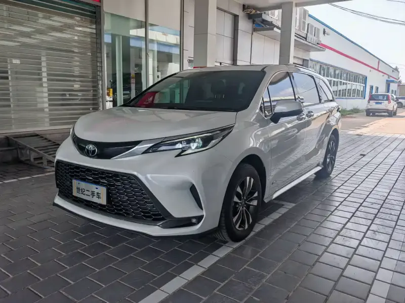 Toyota Granvia, 2024