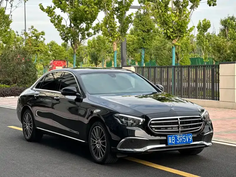 Mercedes-Benz E-Class, 2023