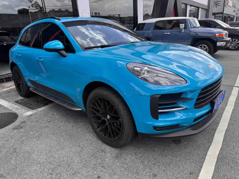 Porsche Macan, 2021