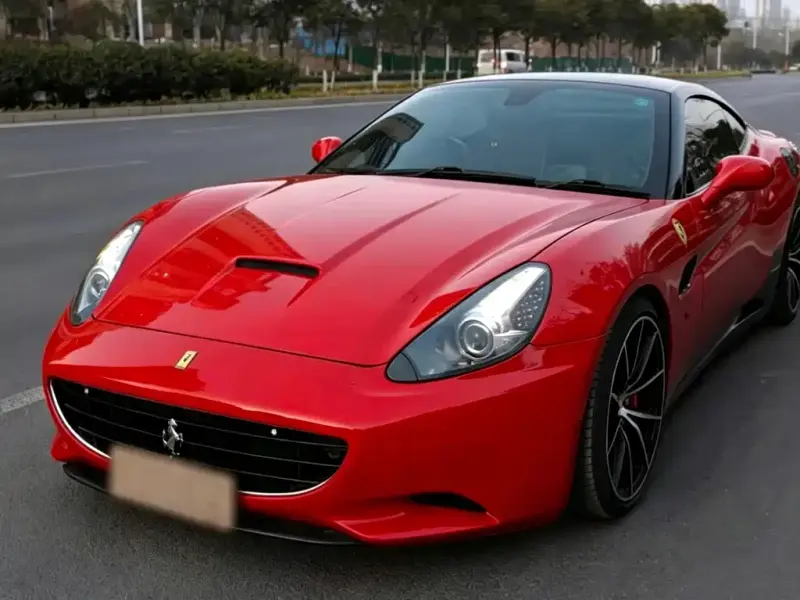 Ferrari California T, 2012