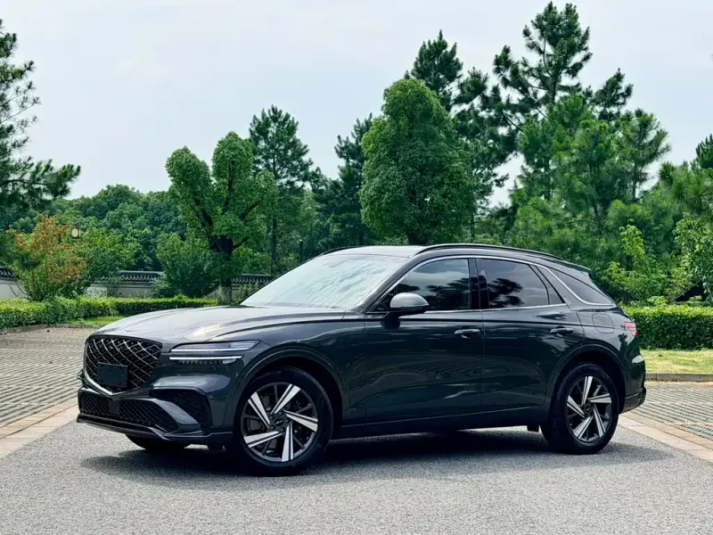Genesis GV70, 2025