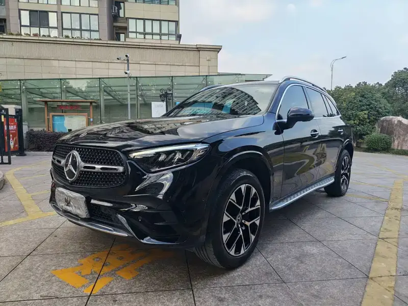 Mercedes-Benz GLC, 2023