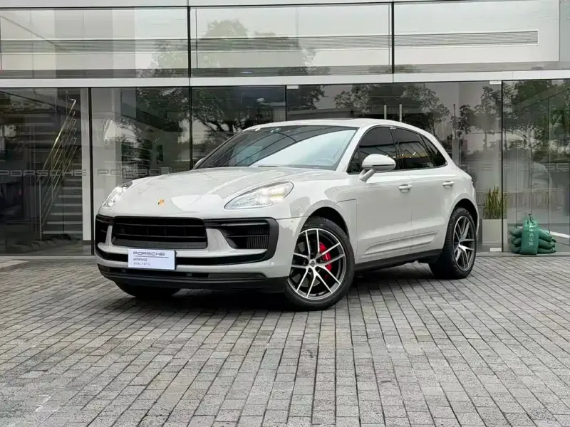 Porsche Macan, 2022
