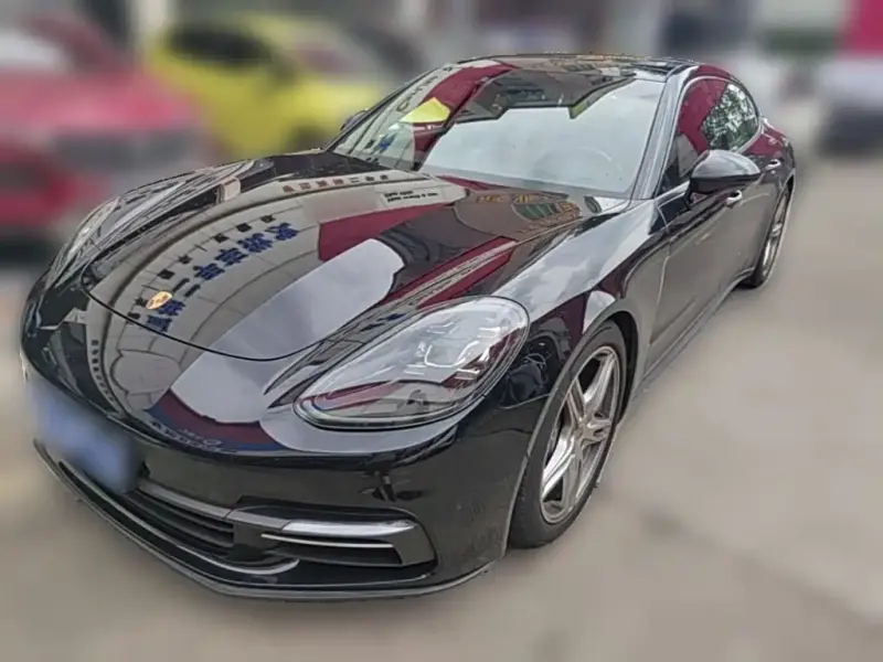 Porsche Panamera, 2019
