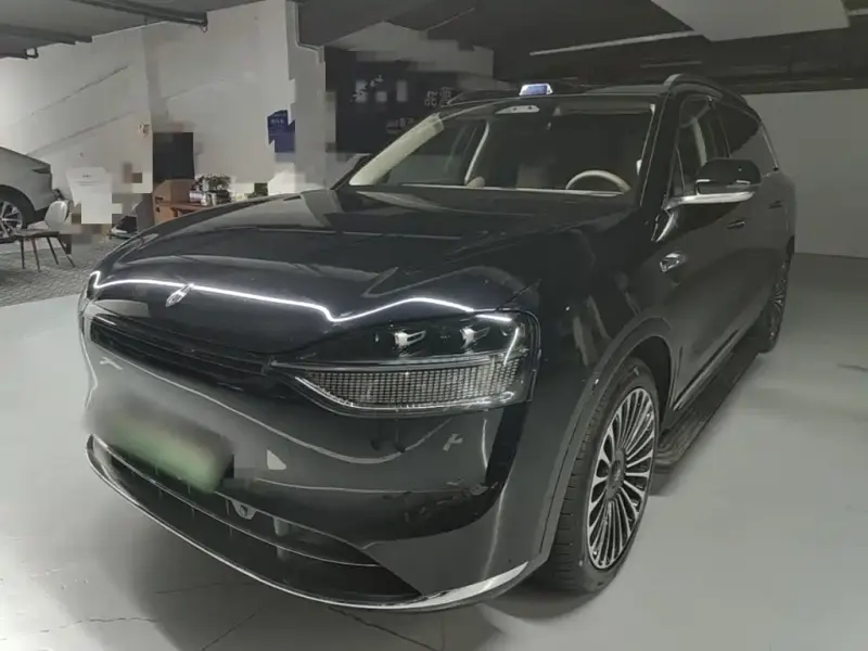 AITO M9, 2025