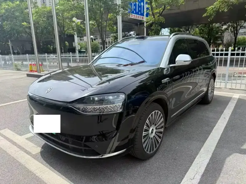 AITO M9, 2025