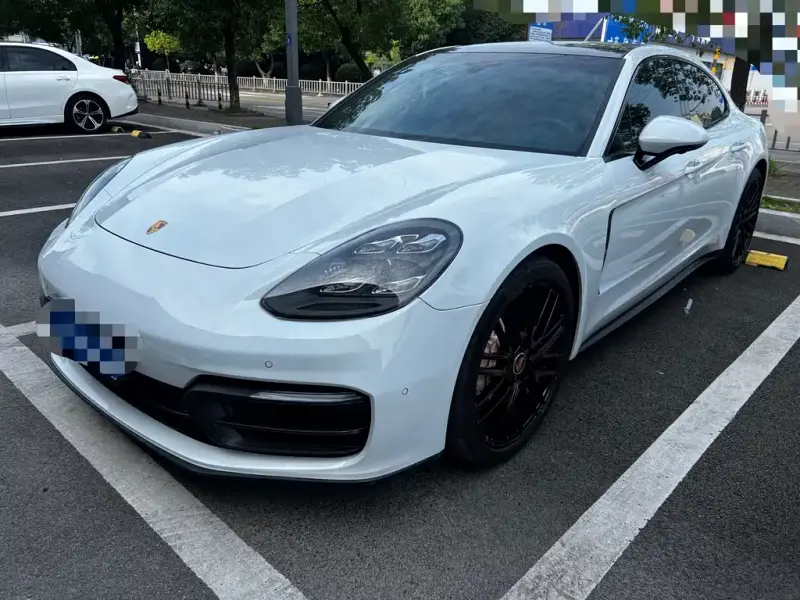 Porsche Panamera, 2024