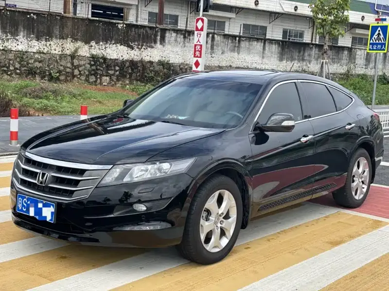 Honda Crosstour, 2013