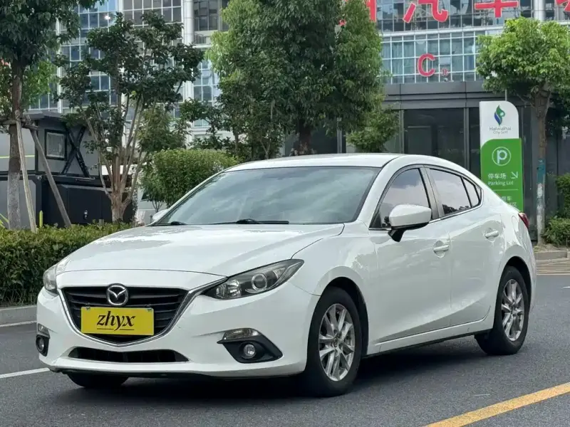 Mazda 3 Axela, 2016