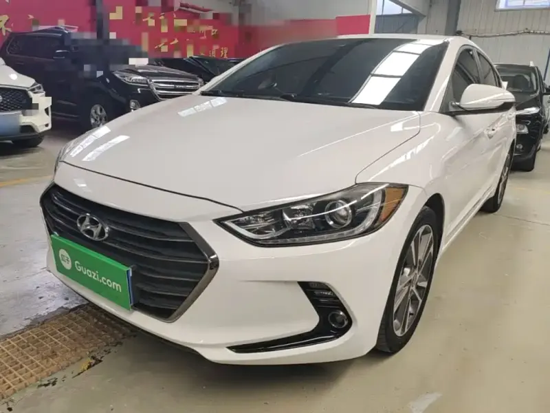 Hyundai Elantra, 2017