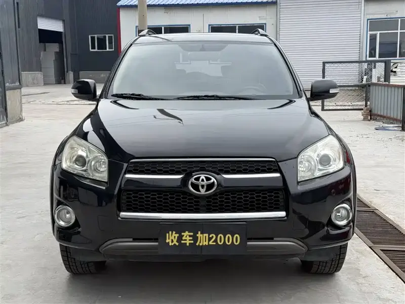 Toyota RAV4, 2012