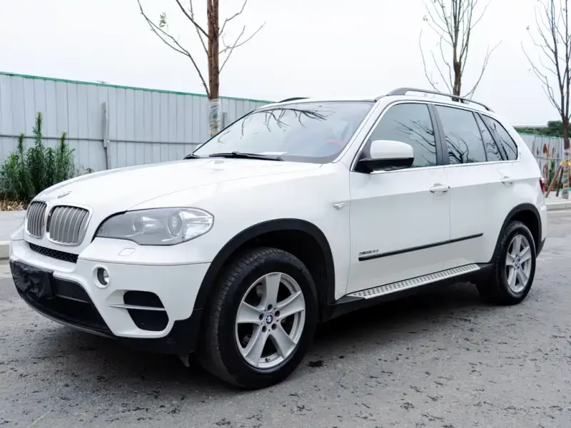BMW X5 (Import), 2013