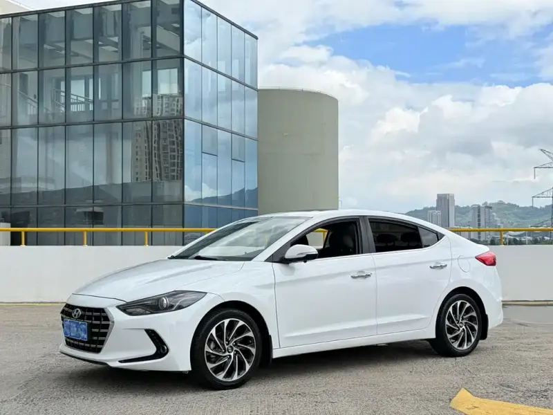 Hyundai Elantra, 2020