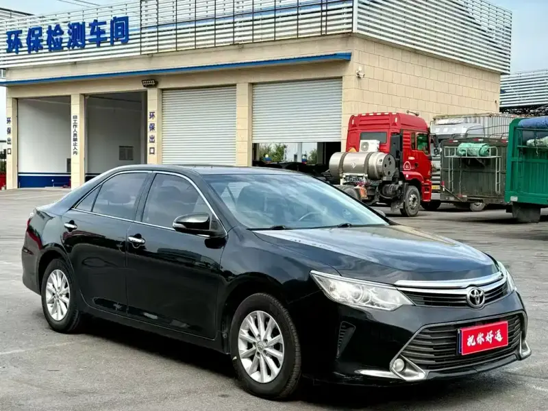 Toyota Camry, 2015