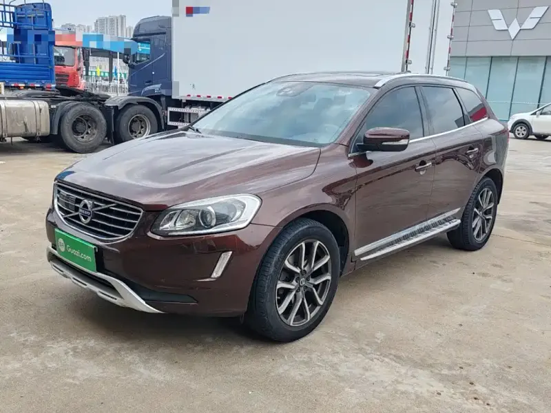 Volvo XC60, 2015