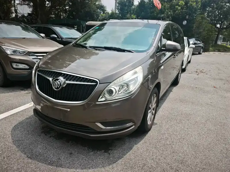 Buick GL8, 2017