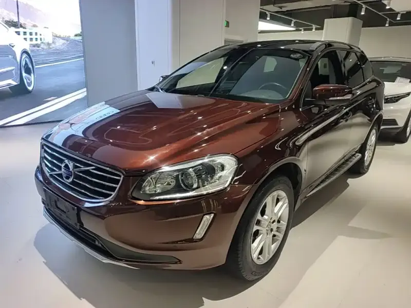 Volvo XC60, 2015