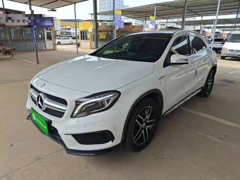 Mercedes-Benz GLA, 2016