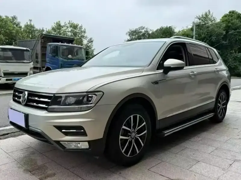 Volkswagen Tiguan L, 2018