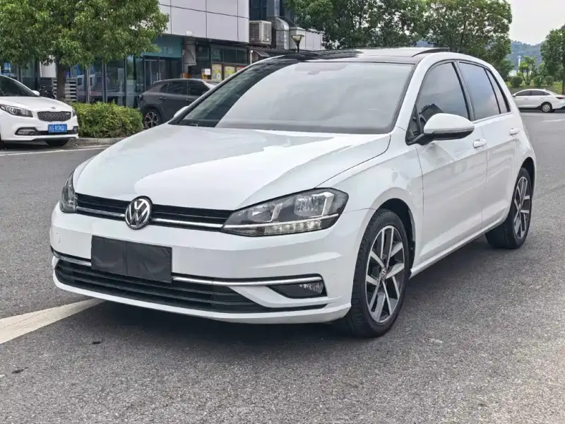 Volkswagen Golf, 2020