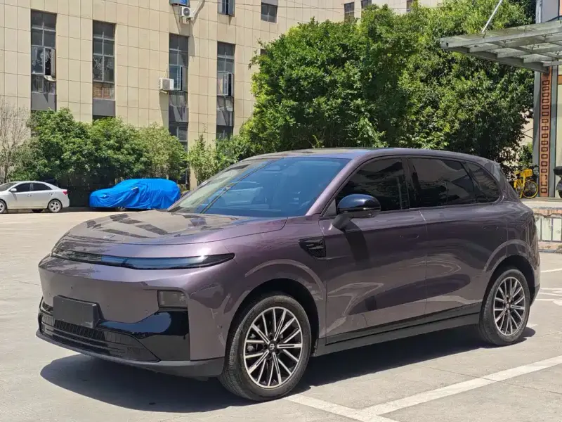 Leapmotor B10, 2025
