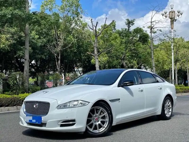Jaguar XJ, 2014