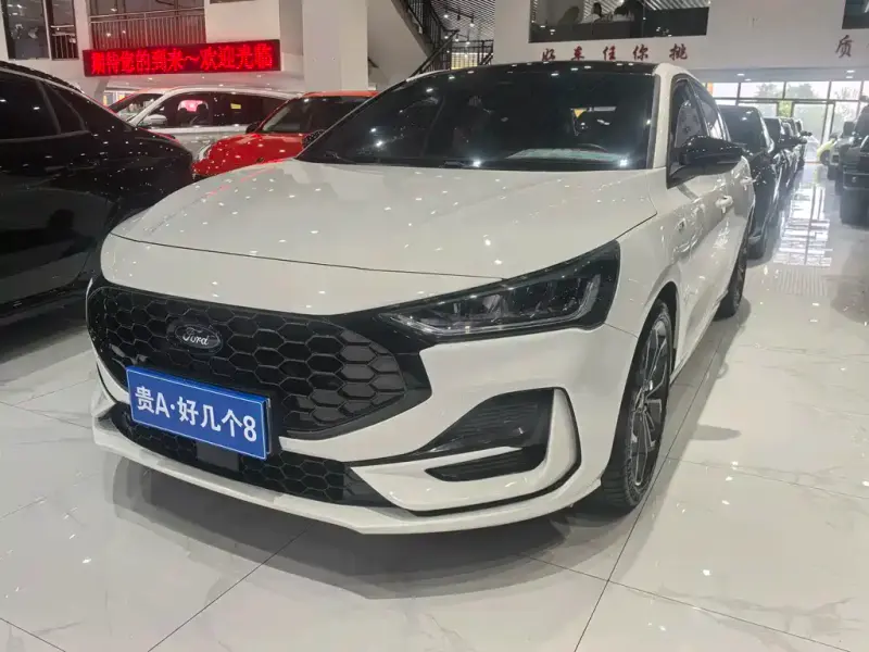 Ford Focus, 2022