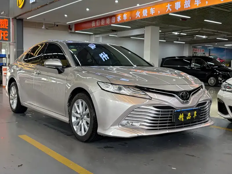 Toyota Camry, 2020