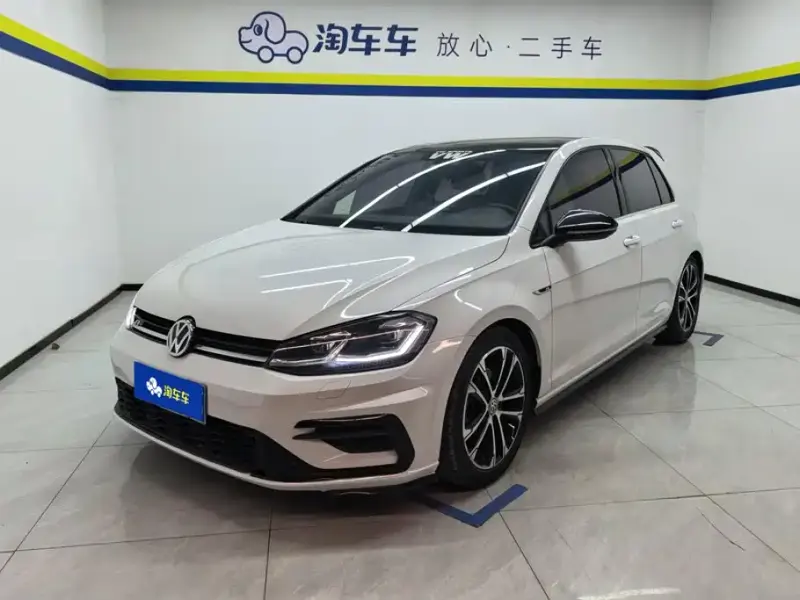 Volkswagen Golf, 2020