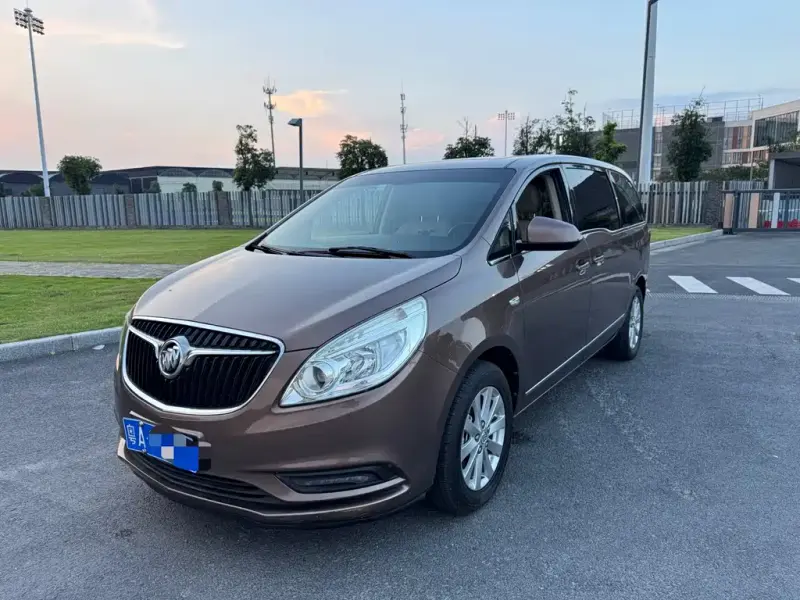 Buick GL8, 2019