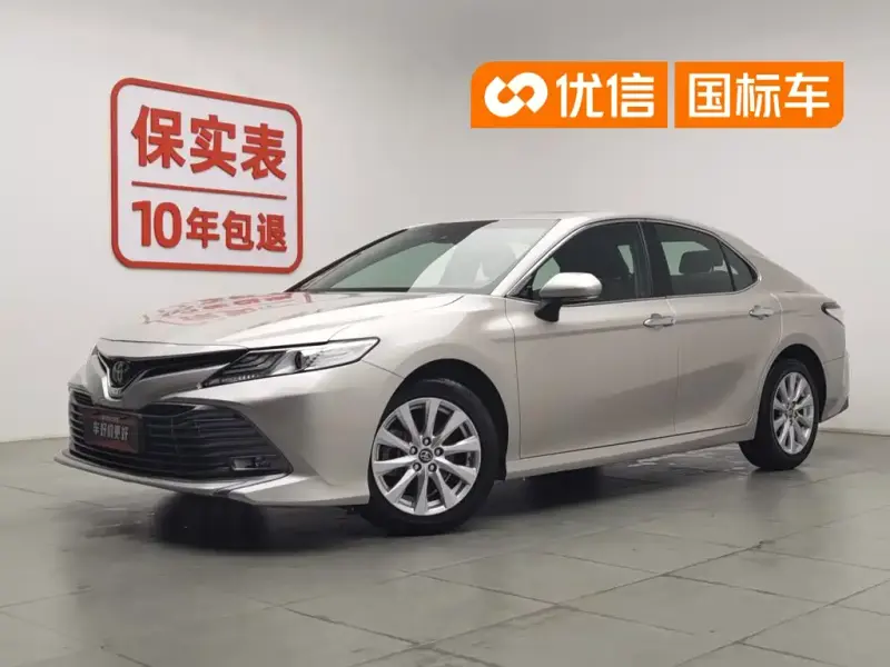 Toyota Camry, 2019
