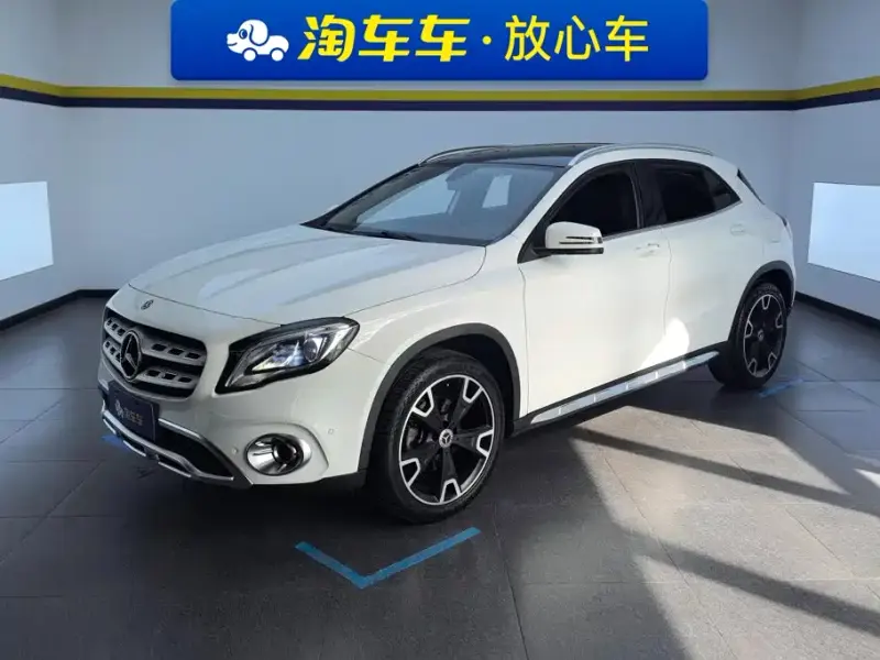 Mercedes-Benz GLA, 2018