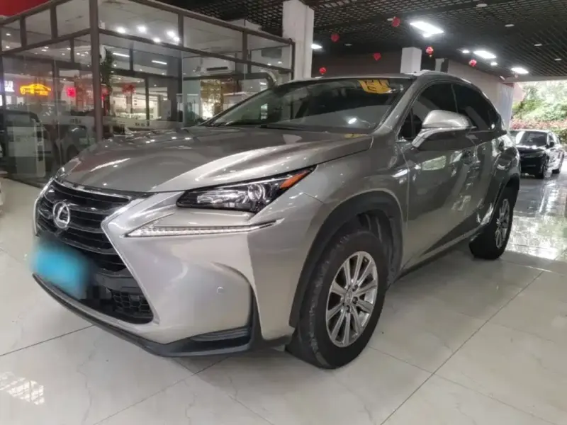 Lexus NX, 2015